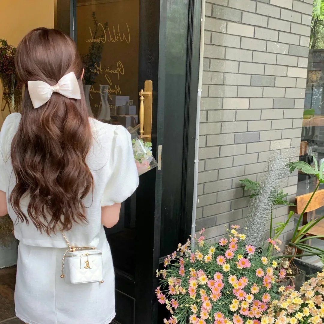 会议谩舞